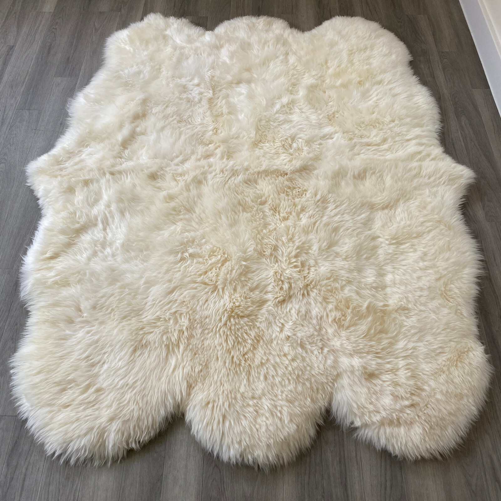 Natural Sexto Sheepskin Rug Soft, Thick & Shaggy Large 6 Pelt