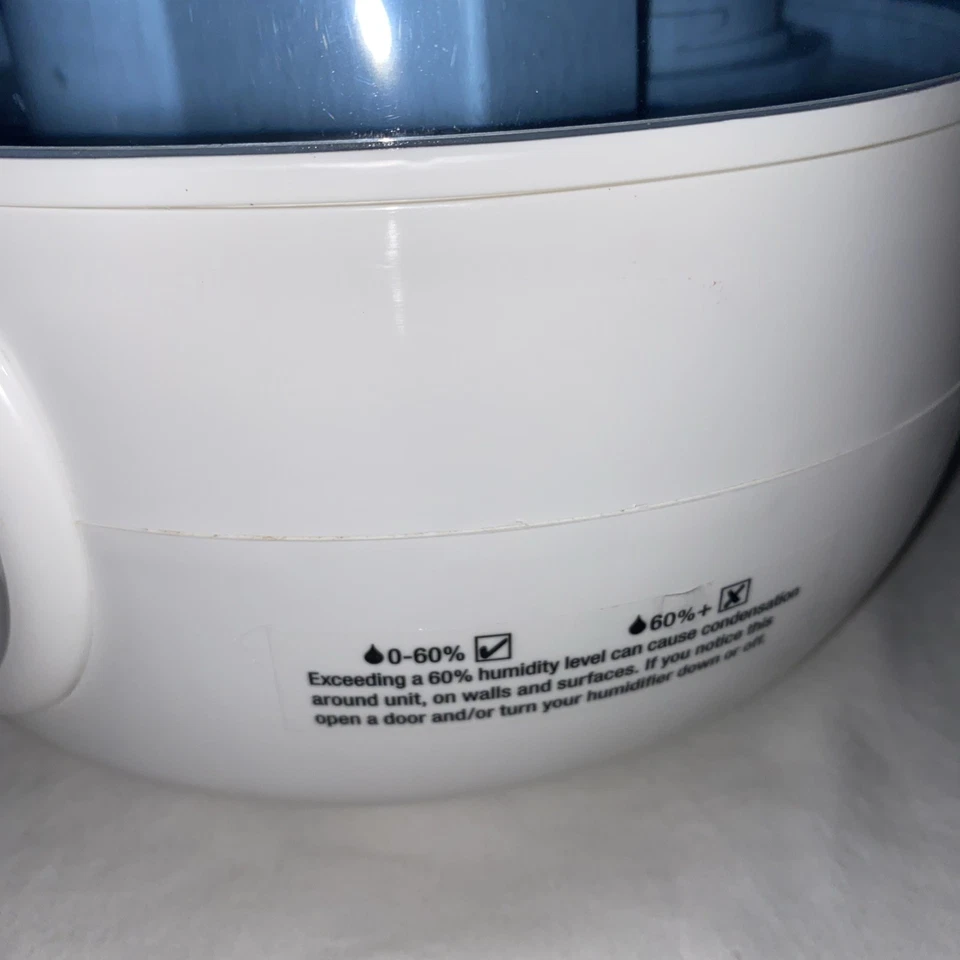 Vicks Filter Free Ultrasonic Cool Mist Humidifier 1.2 Gal V4600d1 Works No Box - Image 3 of 4