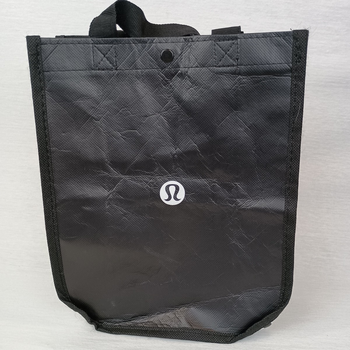 lunch bags lululemon Lululemon Reusable Tote Lunch Bag With Snap Closure