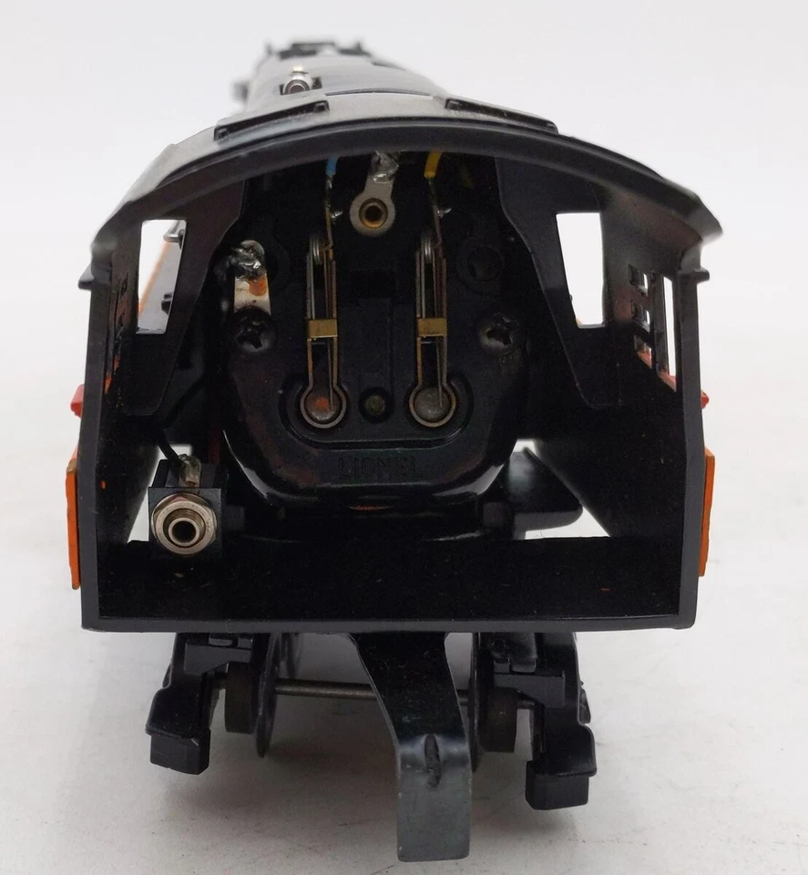 Lionel 6-18007 O Gauge SP Daylight 4-8-4 Steam Locomotive #4410 - Image 4 of 4