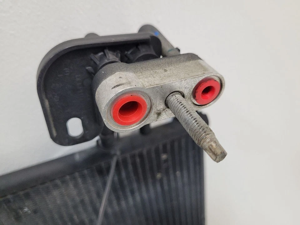 GMC SIERRA 1500 2014 2015 2016 2017 2018 PICKUP AC condensador Foto 2 de 4