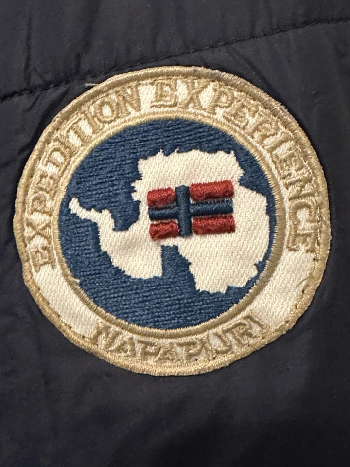 🔥 Chaqueta acolchada azul marino Puffer 2XL de la empresa italiana Napapijri 🇮🇹 🔥 Foto 2 de 4