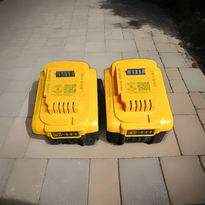 #ad DeWalt DCB240 2 20V 4AH Lithium Ion Battery 2 pack NEW $100.00