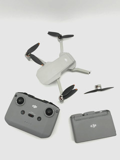 DEFEKT DJI Mini 2 Fly More Combo Drohne 250g 4K Video Foto Kamera RTF