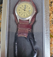 Dakota Carabiner Watch Quartz 3ATM Water Resistant Beige Dial Date