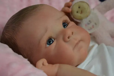 Newborn Baby Puppe mit sichtbaren Venen Reborn Toddler Bettie