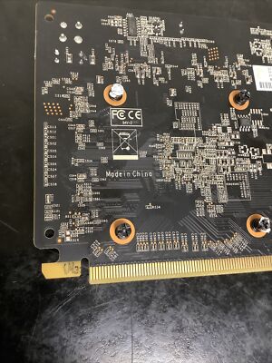 PNY E164671 Z4M Graphics card QT-220X-ZN GF GT 220 625M 16B