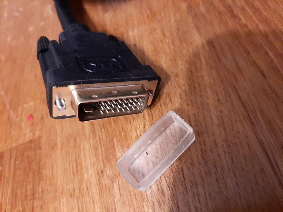 DVI-D Cable 25 Pin (24+1 pin) Male to Male Dual Link Lead GOLD 1m  - Image 3 of 3