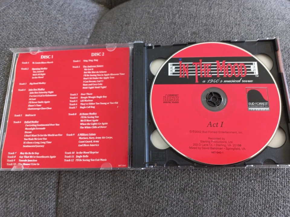 In The Mood A 1940's Musical Revue 2 CD Jazz and Swing Set Very Good Condition - Imagem 2 de 4