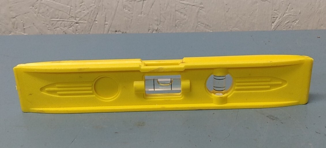 Yellow Level with magnetic bottom (LL)