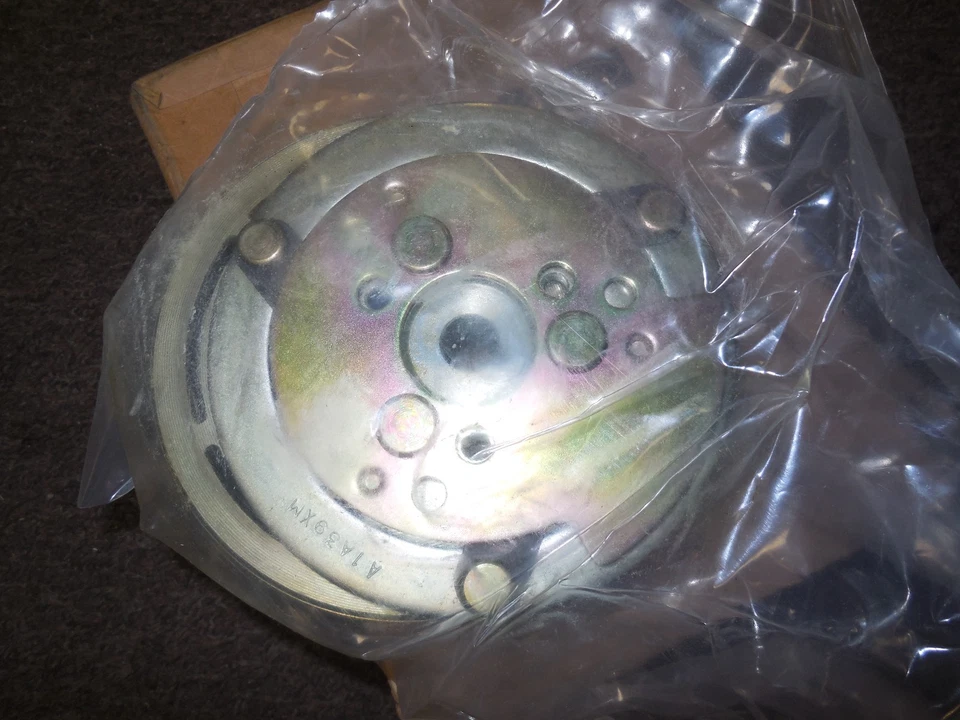 Ford Escort 1986 1987 1988 1989 embrague compresor aire acondicionado nuevo en stock Foto 2 de 3