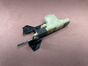 BMW E24 633CSI M6 635CSI E34 M5 E32 735I Tür Schloss Staubsauger Stellmotor OEM