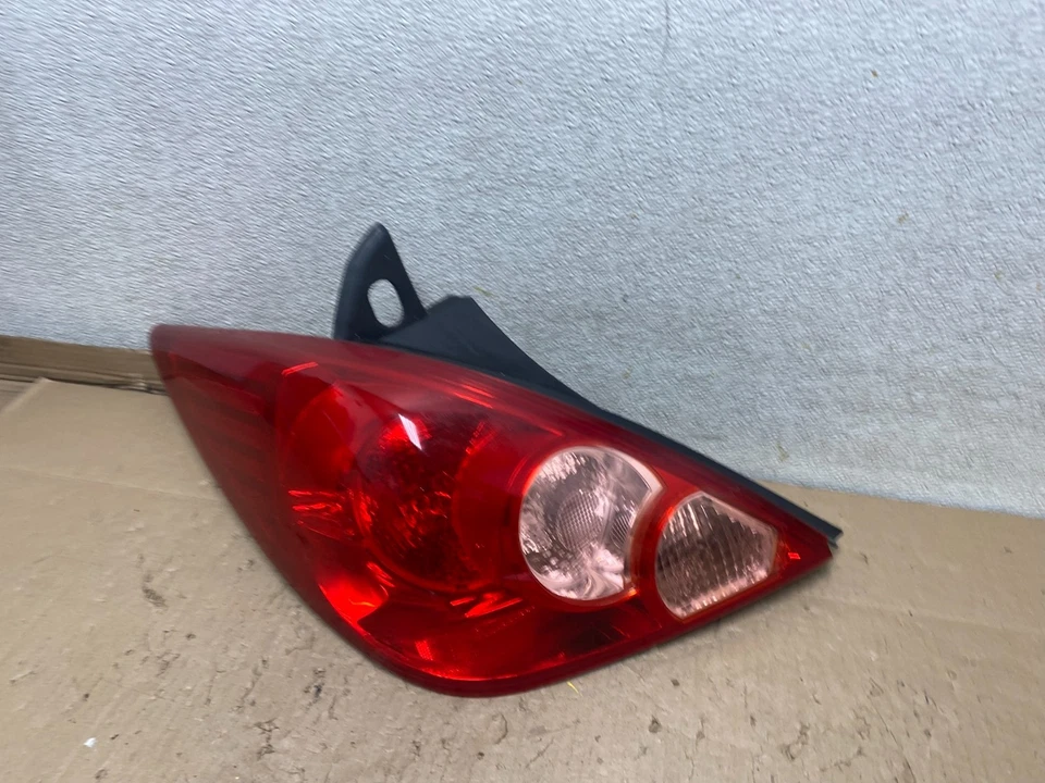 2007 - 2012 Nissan Versa Hatchback Left Driver Side Lh Tail Light DEPO U6924 DW - Image 2 of 4