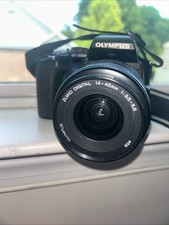 Olympus EVOLT E-500 8.0MP Digital SLR Camera - Black With 14-45mm Lens 