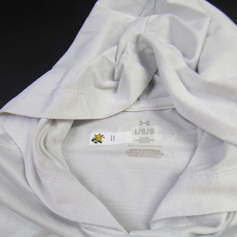 Wichita State Shockers Under Armour Long Sleeve Shirt Men's Light Gray Used - Image 4 of 4