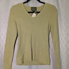 Eddie Bauer Women s Ribbed V-Neck Sweater Size M Green Stretch Cotton Blend NWT