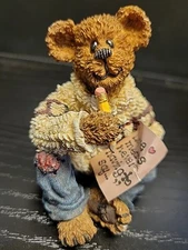 Boyds Bears & Friends "Oliver Wendell...Love Letters" Style #227740 8E/5001