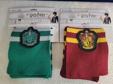 Wizarding World of Harry Potter 2 New Winter Scarfs Gryffindor  Slytherin