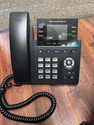Grandstream GRP2612P (PoE) Business IP Phone. PHONE ONLY. NO POWER CORDS 