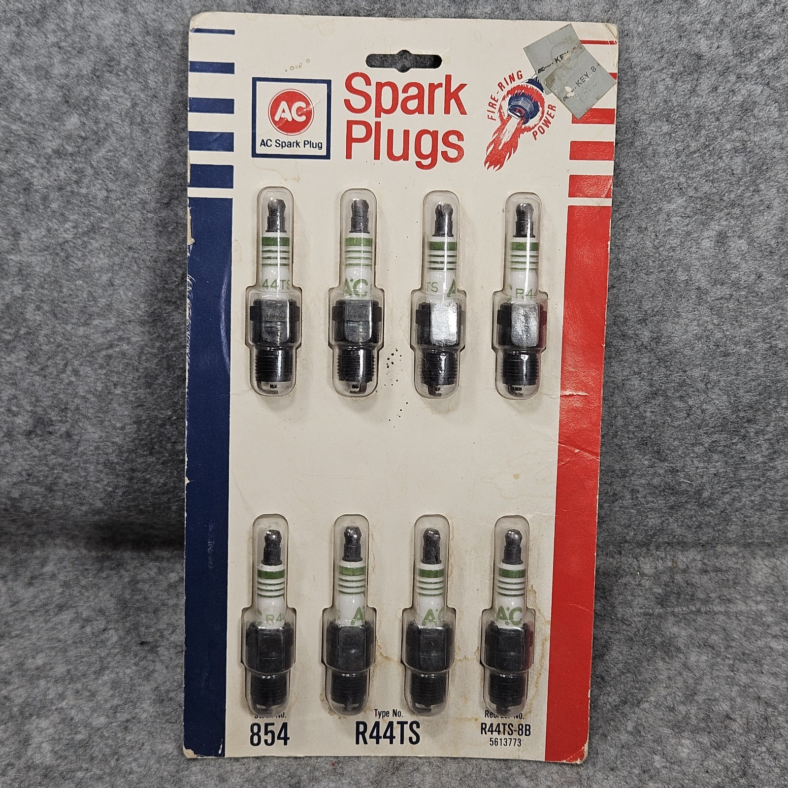 Vtg NOS Autolite Spark Plugs R44TS Set Of 8 GM RV12YC RV8C RV12C BR5FS YR55