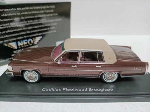 Neo 1/43 Resin car model Cadillac Fleetwood Brougham 1982 Metallic Red - Picture 4 of 7