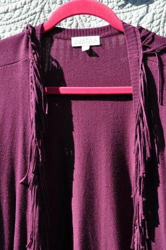 Joseph A. Stretchy Purple Wrap With Fringe (80% Rayon, 20% Nylon) Size Large - Picture 3 of 8