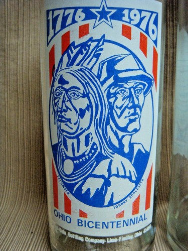 2 Different PEPSI BOTTLES - Ohio Bicentenniel 1776-1976 - Colorful EC - Picture 2 of 10