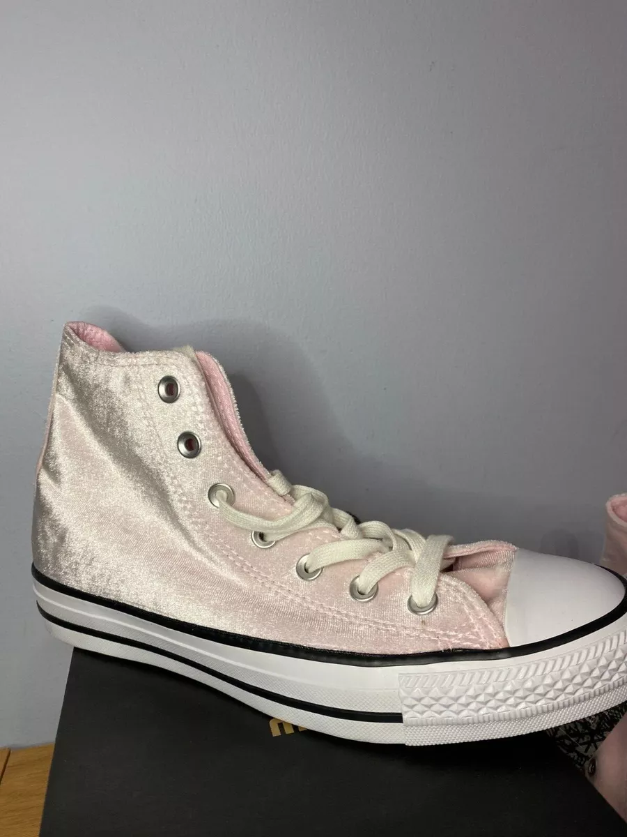 Arctic pink shop converse