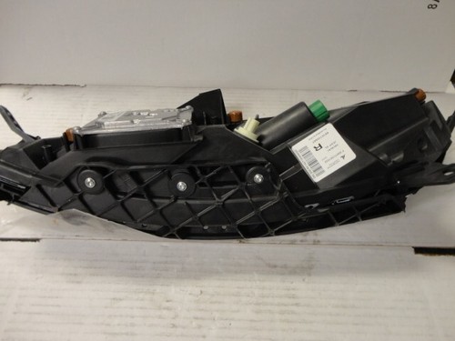 JEEP CHEROKEE PARK AND TURN SIGNAL ASSEMBLY (RH) 68157104AT - Picture 8 of 8