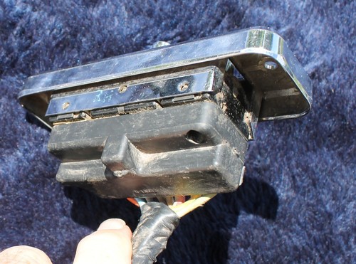 1986-1991 Jeep Grand Wagoneer SJ OEM RIGHT Front Power Seat Switch & Harness - Picture 6 of 13