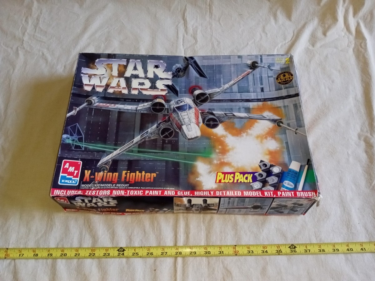 特撮 amt X-WING Fighter Plus Pack Vintage AMT 1997 Star Wars X Wing Fighter Model Kit 8433