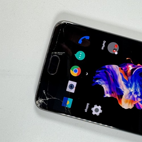 OnePlus 5 Smartphone 128GB Dual SIM Midnight Blac Unlocked Smashed Screen 993 - Picture 3 of 24