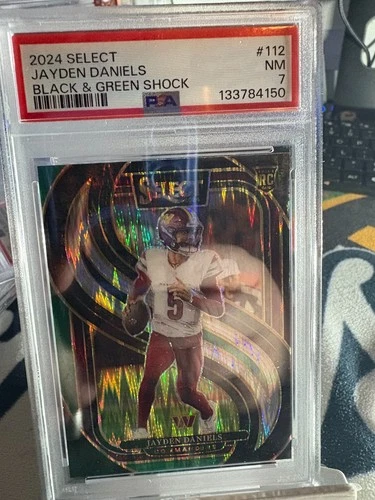 2024 PANINI SELECT JAYDEN DANIELS BLACK & GREEN ROOKIE  PSA 7