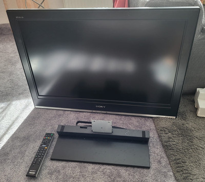 SONY Bravia Fernsehr 32 Zoll fast wie Neu getestet  Inklusive:PHILIPS DVD Player