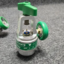 Precision Medical EasyPulse 5 Oxygen Conserving Regulator CGA 870 Tested