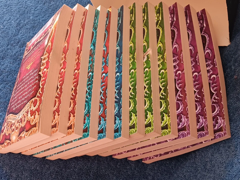 Cirque Du Freak Saga of Darren Shan 100% коллекция вампиров книга 1-12 бокс-сет - Изображение 2 из 4