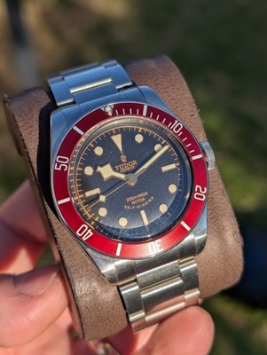 Tudor Heritage Black Bay  Smiley  ETA 41mm Red FULL SET - 79220R Mens Watch