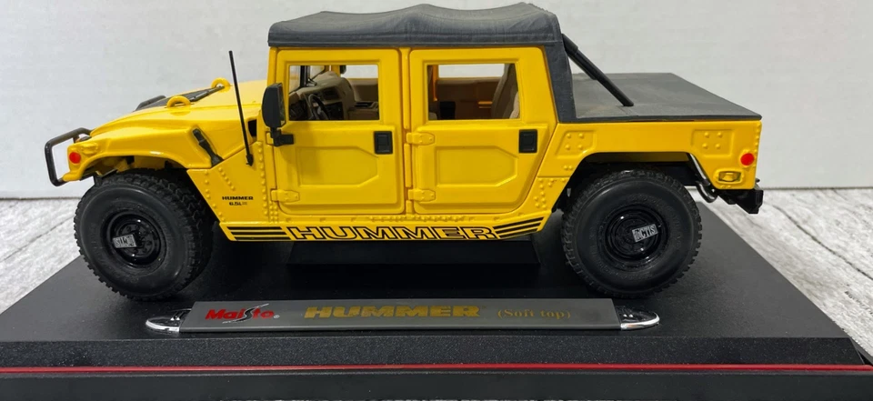 Maisto Hummer Soft Top Amarillo y Negro 1:18 Diecast Caja Abierta Foto 2 de 4