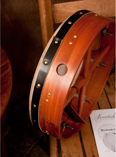 ROOSEBECK TUNABLE RED CEDAR BODHRAN DRUM CROSS-BAR 14" - Picture 3 of 3