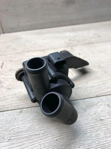 VW PASSAT Variant B7 365 Zirkulationswassermotor 5N0965561 701713080 34994958