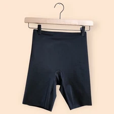 SPANX Slimplicity Shaper Girl Short Mid Thigh Slimming Shapewear Shorts Black S
