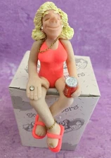 Diana Manning Shelf Sitter Figurine Bathing Beauty Vintage Collectible in Box