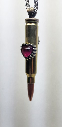 Colgante plateado ""Red CZ Stone Heart"" Love Bullet - Imagen 2 de 2