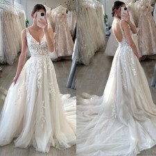 Classic A-line Wedding Dresses V-Neck Sleeveless Applique Backless Bridal Gowns