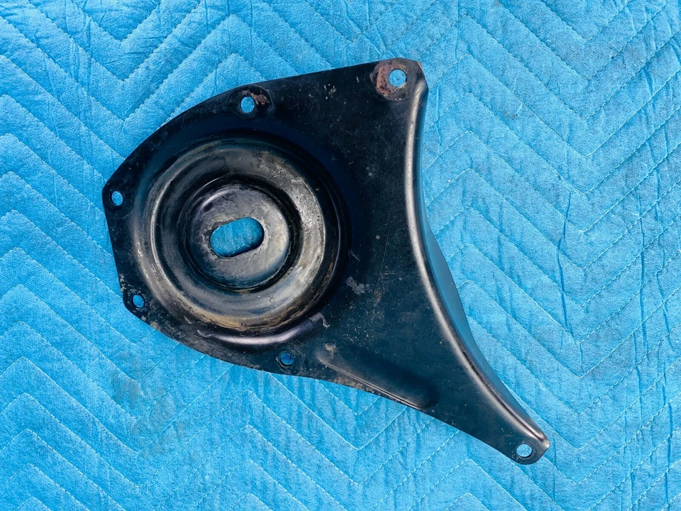 Placa inferior de resorte helicoidal delantero Jaguar XJR XJ6 XJ12 VDP con perno de pivote diestro 95-97 OEM Foto 4 de 4