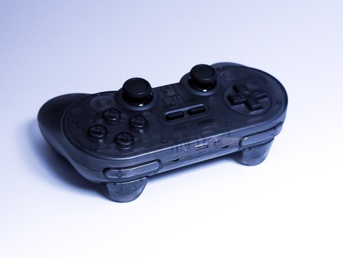 8BitDo Pro 2 Bluetooth Gamepad (SE) Special Edition Transparent - UK Stock - Picture 4 of 31