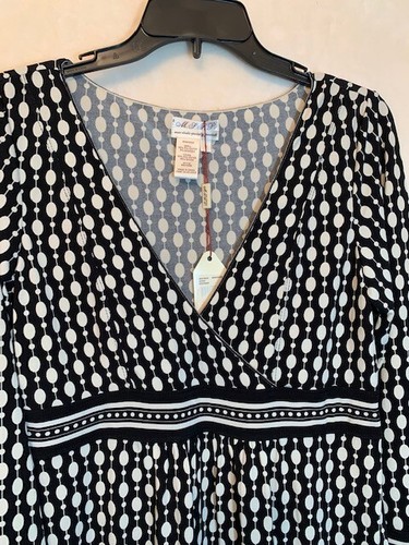 Womens Max Studio Specialty Products Long Sleeve V Neck Dress NWT Large $118 - Picture 2 of 5