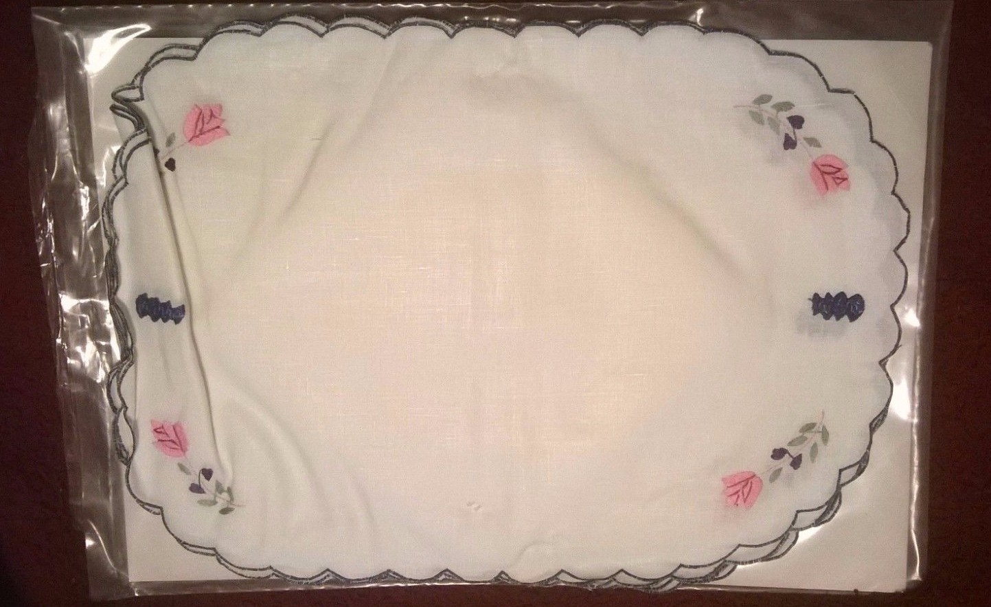 Hand Embroidery Jabara Linen 4 Placemats & 4 Napkins Flowers w