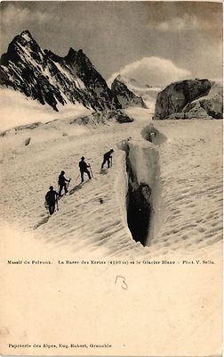 CPA Massif du PELVOUX - LaBarre des Ecrins et le Glacier Blane (472754)