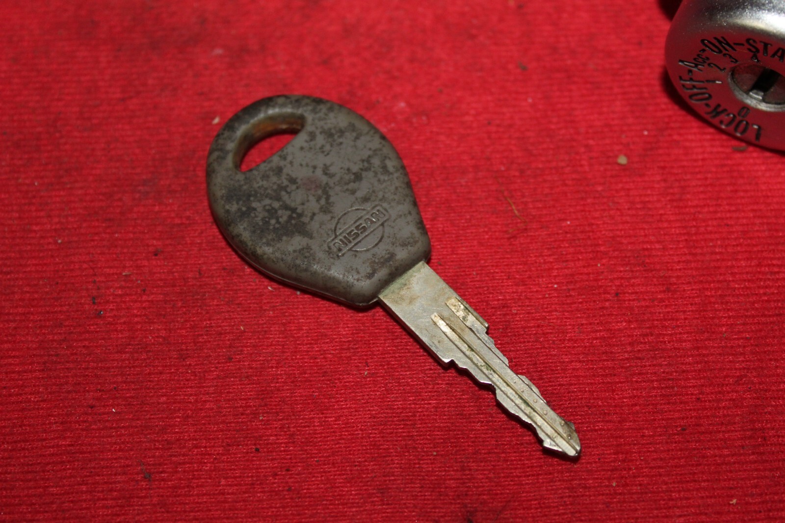 Nissan 19841989 300ZX Z31 Turbo NA Ignition Switch w/ Matching Oem Key